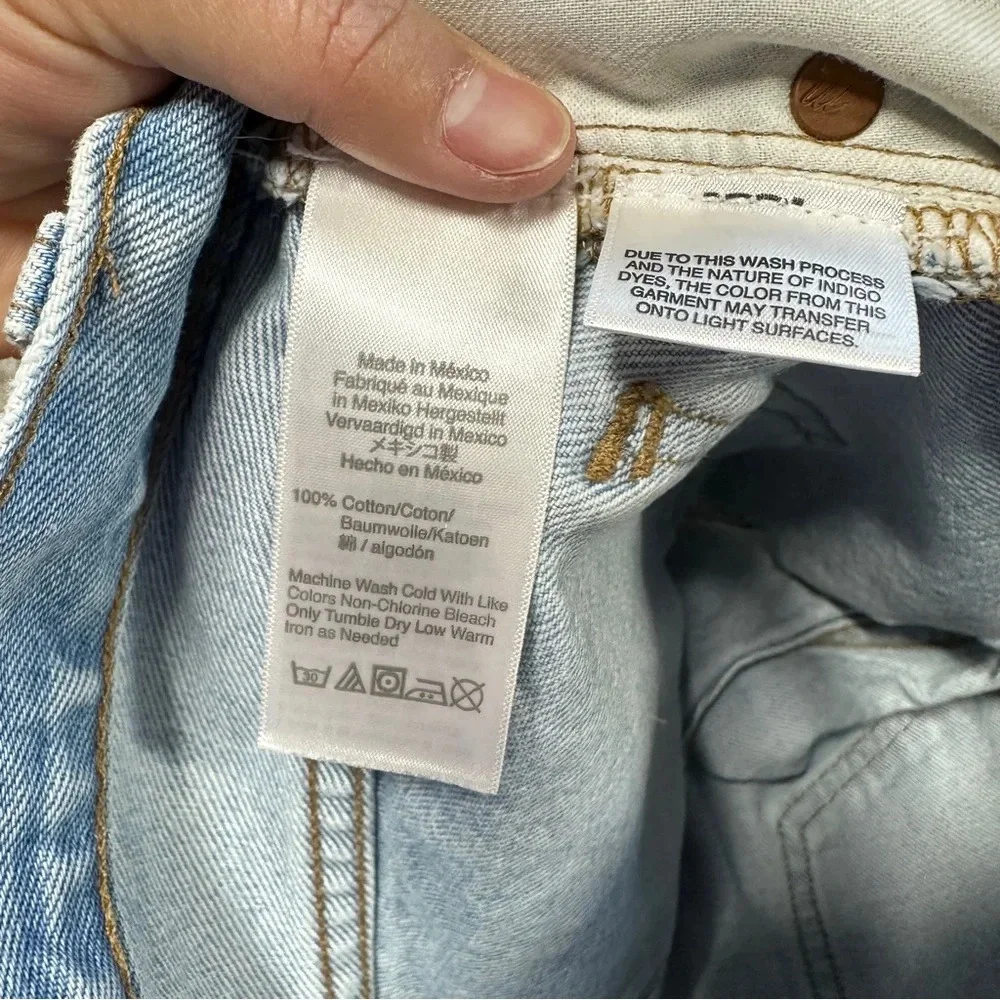 Madewell Relaxed Denim Shorts in Dunwoody Wash Blue Size 26